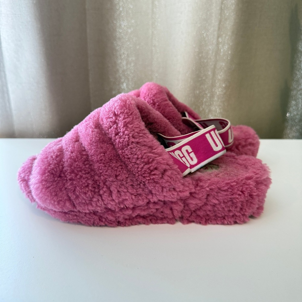 UGG Fluff Yeah Slide Pink Sheepskin Logo Strap Slippers 1095119 Womens 6